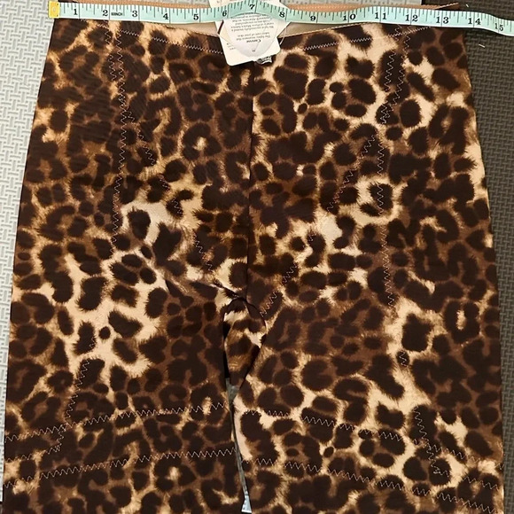 Artist Shapewear Leggings - Leopard Print (Size XS/S) Size 82 (see photos) NWT - Picture 4 of 7